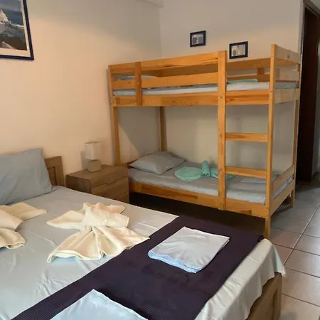 Hotel de apartamente Jenny's Polychrono