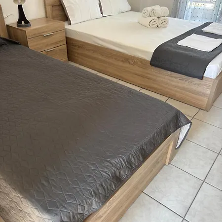 Jenny's Apartmanhotel 3*
