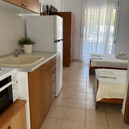 Jenny's Apartmanhotel 3*